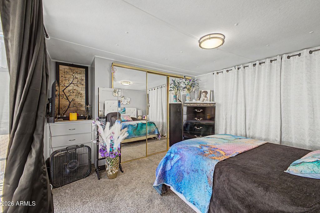 Image 13 of property listing at 10401 N CAVE CREEK Road 158, Phoenix, AZ 85020