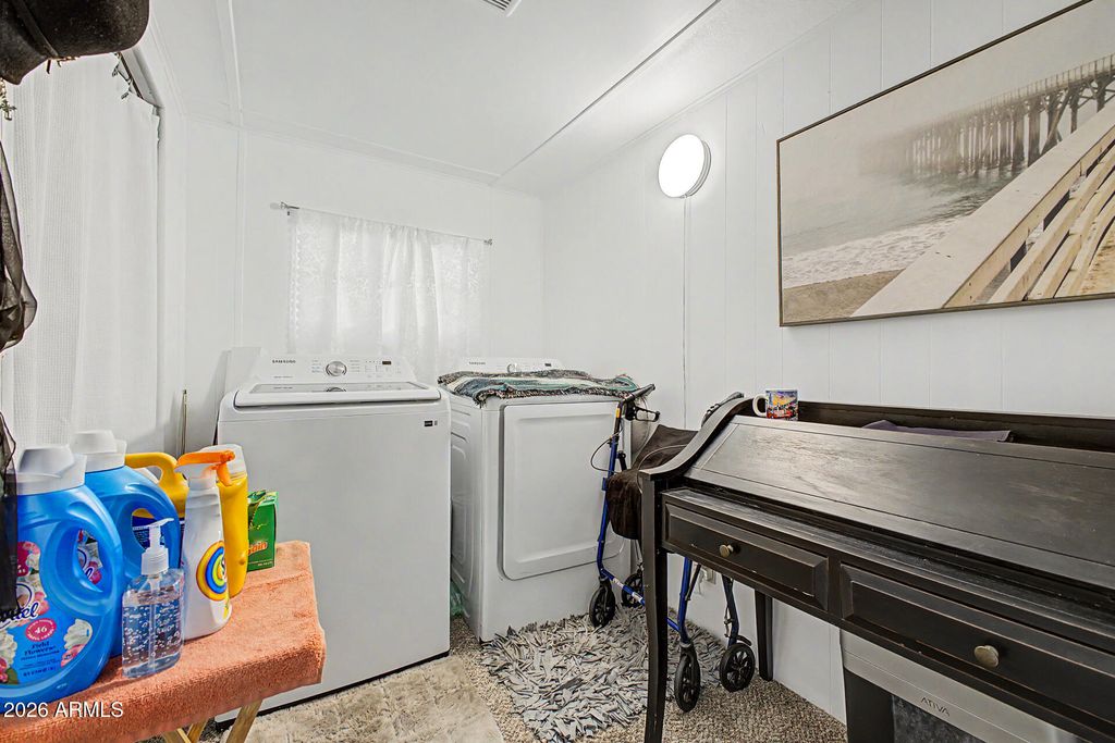 Image 15 of property listing at 10401 N CAVE CREEK Road 158, Phoenix, AZ 85020