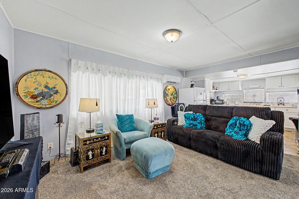 Image 2 of property listing at 10401 N CAVE CREEK Road 158, Phoenix, AZ 85020