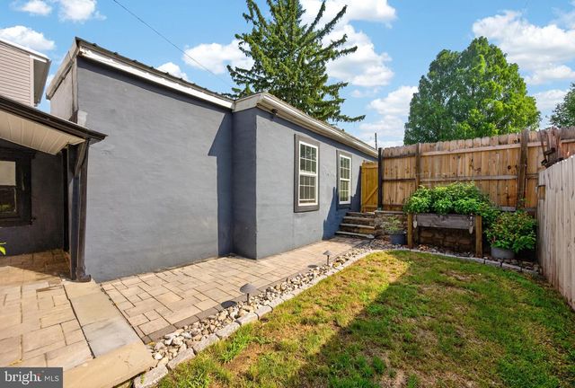 15 E THIRD ST, Pottstown, PA 19464