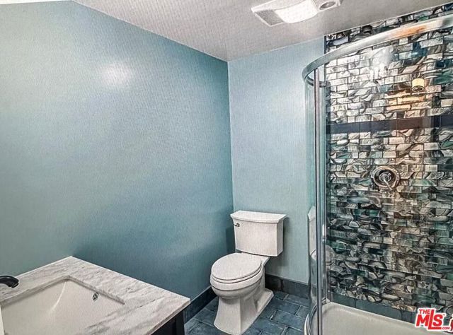 1552 Crater Lane, Los Angeles, CA 90077