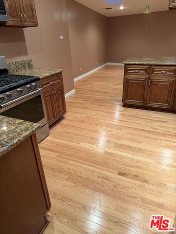 1552 Crater Lane, Los Angeles, CA 90077