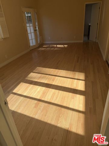 1552 Crater Lane, Los Angeles, CA 90077