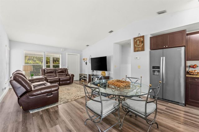 12895 Persimmon Boulevard, The Acreage, FL 33411