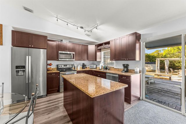 12895 Persimmon Boulevard, The Acreage, FL 33411