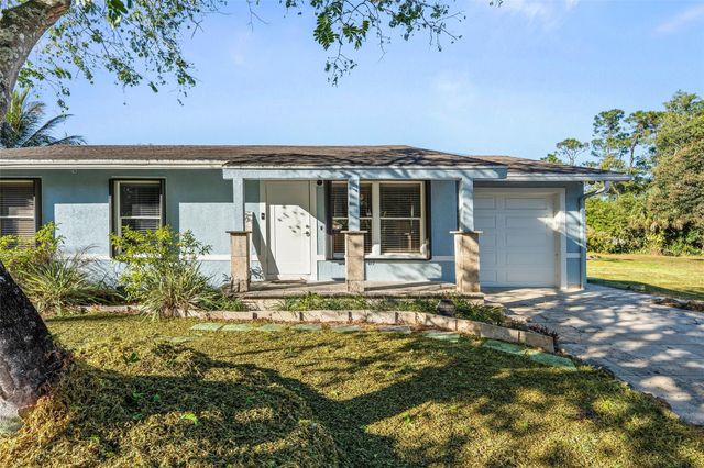 12895 Persimmon Boulevard, The Acreage, FL 33411