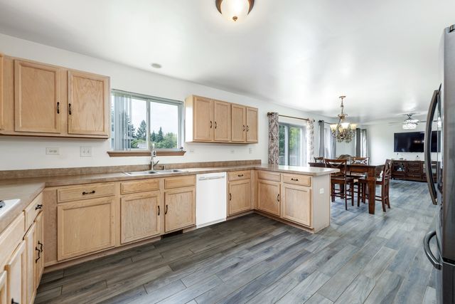 2716 Middleton Court, Aurora, IL 60503