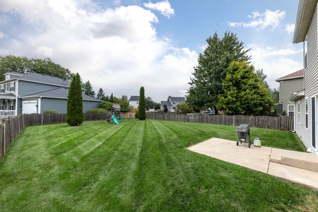 2716 Middleton Court, Aurora, IL 60503