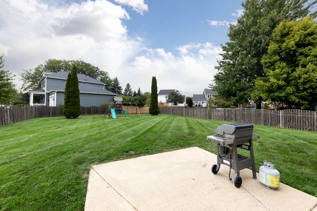 2716 Middleton Court, Aurora, IL 60503