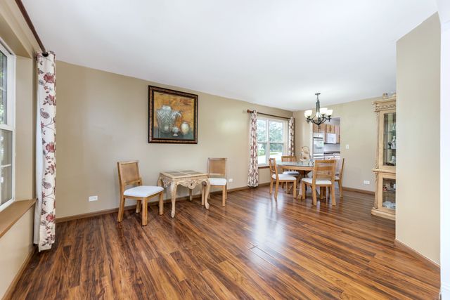 2716 Middleton Court, Aurora, IL 60503