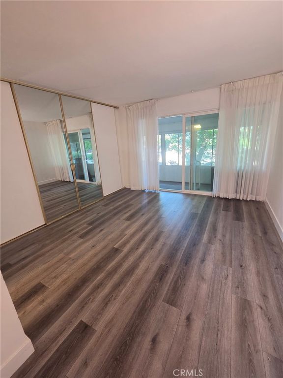 19824 Spanish Oak Drive, Newhall, CA 91321 — photo 4