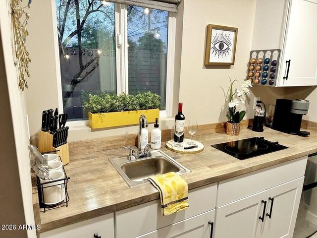 4401 N 19TH Place, Phoenix, AZ 85016