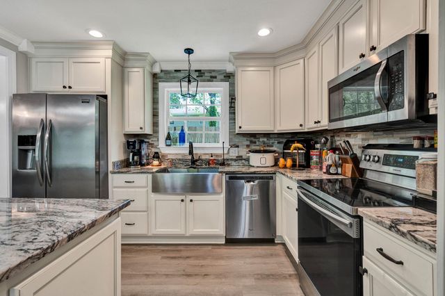 1430 Blythe Ferry Road NE, Cleveland, TN 37312