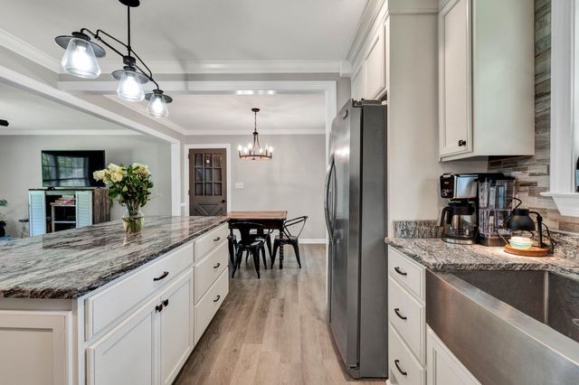 1430 Blythe Ferry Road NE, Cleveland, TN 37312