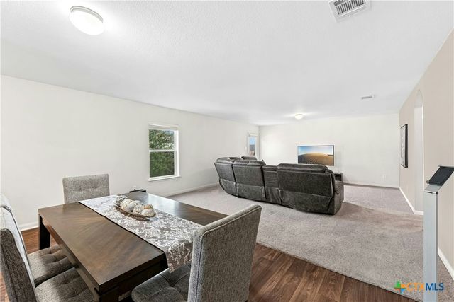 108 Farmer Cove 6A, Jarrell, TX 76537