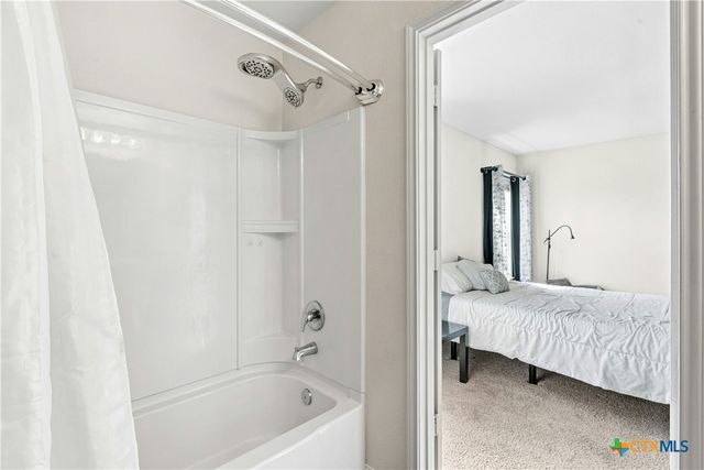 108 Farmer Cove 6A, Jarrell, TX 76537