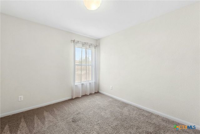 108 Farmer Cove 6A, Jarrell, TX 76537