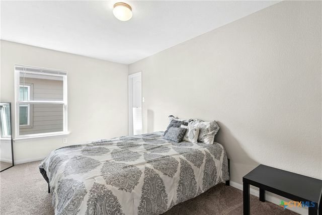 108 Farmer Cove 6A, Jarrell, TX 76537