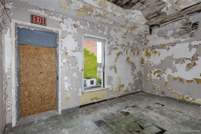 130 E Grand Boulevard, Detroit, MI 48207