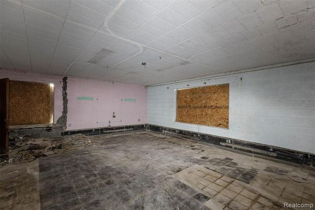 130 E Grand Boulevard, Detroit, MI 48207