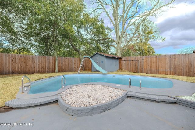 6041 HARLOW Boulevard, Jacksonville, FL 32210