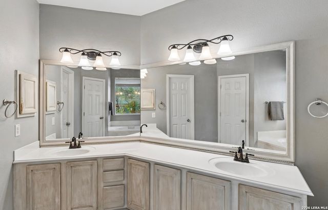 10614 Spirit Horse, Helotes, TX 78023