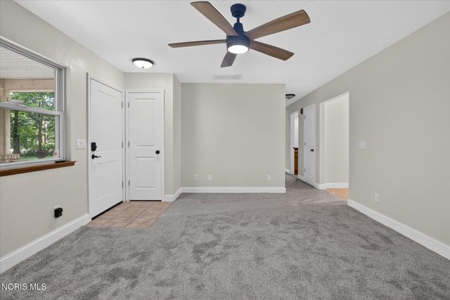 10660 Frankfort Road, Holland, OH 43528