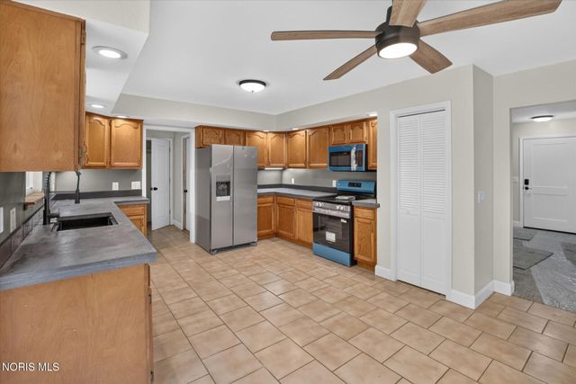 10660 Frankfort Road, Holland, OH 43528