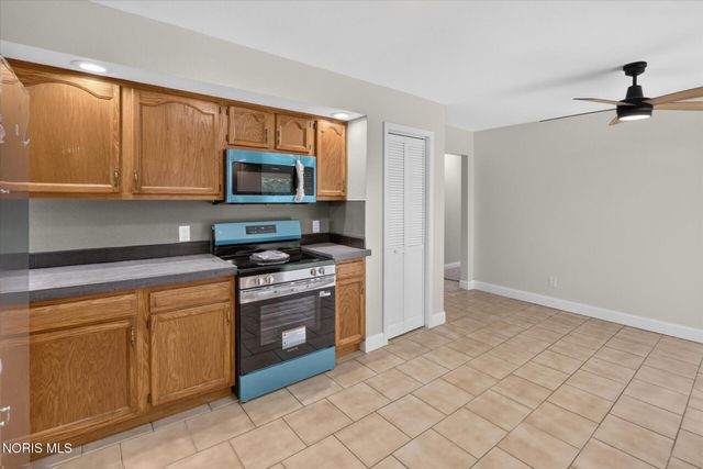 10660 Frankfort Road, Holland, OH 43528