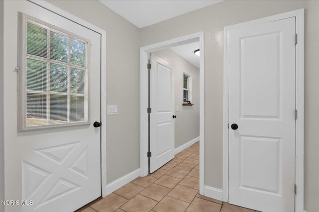 10660 Frankfort Road, Holland, OH 43528