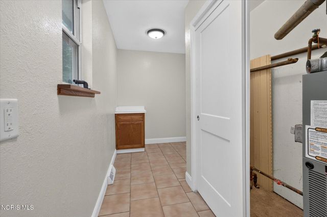 10660 Frankfort Road, Holland, OH 43528