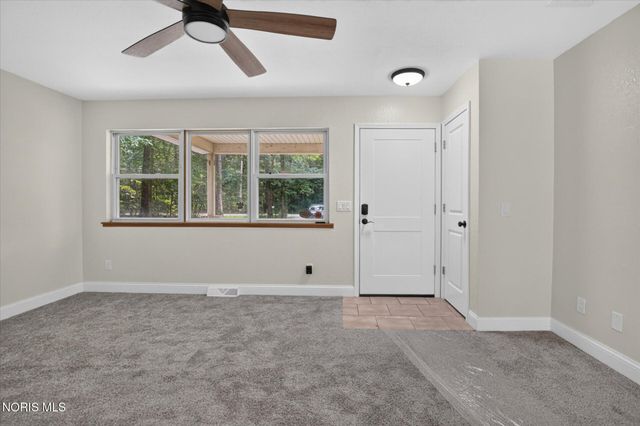 10660 Frankfort Road, Holland, OH 43528