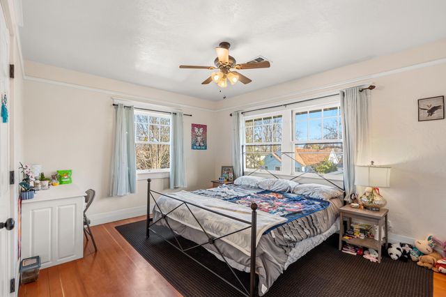 610 S Holly Street, Medford, OR 97501