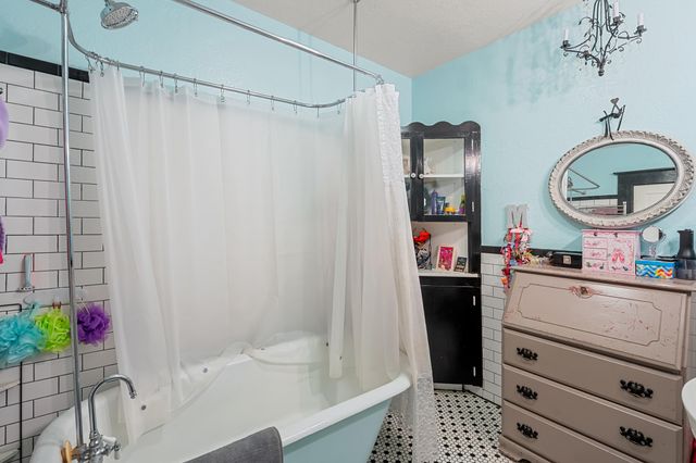 610 S Holly Street, Medford, OR 97501