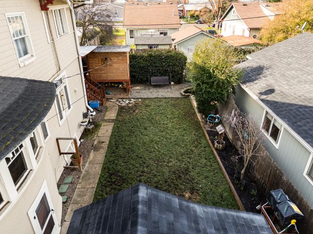 610 S Holly Street, Medford, OR 97501