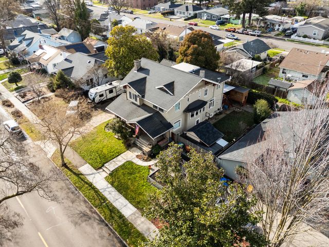 610 S Holly Street, Medford, OR 97501