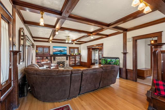 610 S Holly Street, Medford, OR 97501