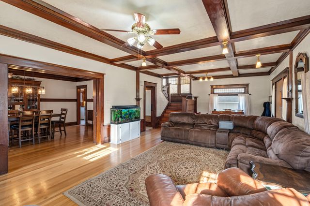 610 S Holly Street, Medford, OR 97501