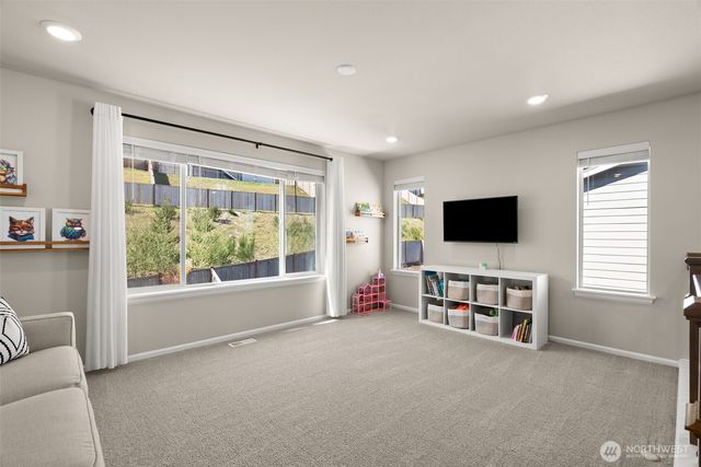 10417 Treasure Drive NW, Silverdale, WA 98383