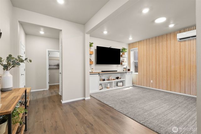 10417 Treasure Drive NW, Silverdale, WA 98383
