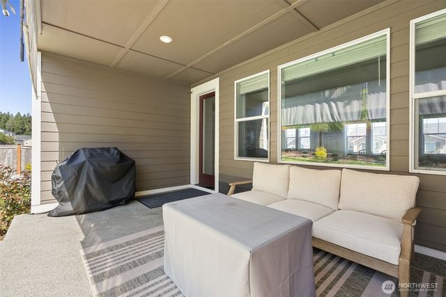 10417 Treasure Drive NW, Silverdale, WA 98383