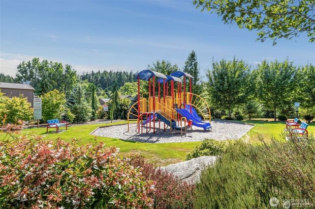 10417 Treasure Drive NW, Silverdale, WA 98383