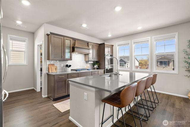 10417 Treasure Drive NW, Silverdale, WA 98383