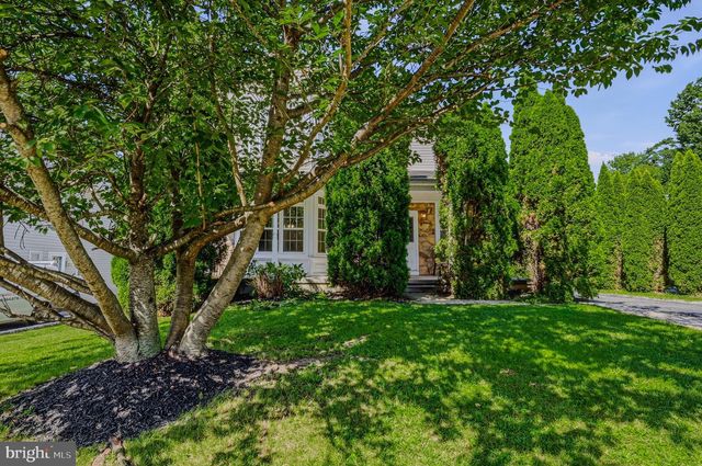 805 MILMONT AVE, Swarthmore, PA 19081