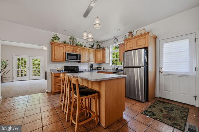 805 MILMONT AVE, Swarthmore, PA 19081