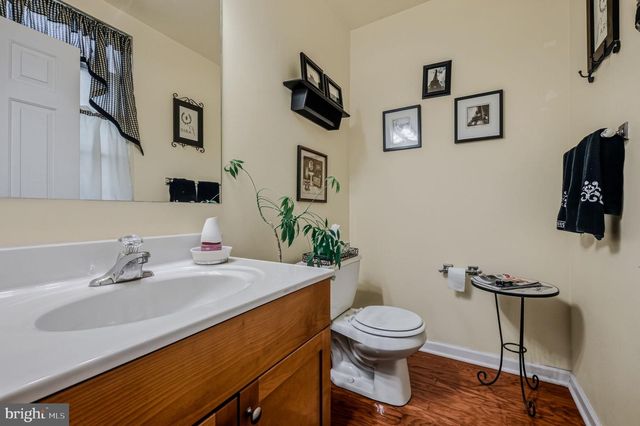 805 MILMONT AVE, Swarthmore, PA 19081