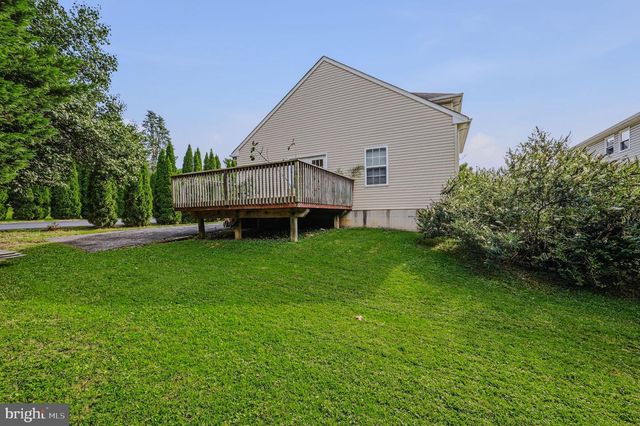 805 MILMONT AVE, Swarthmore, PA 19081