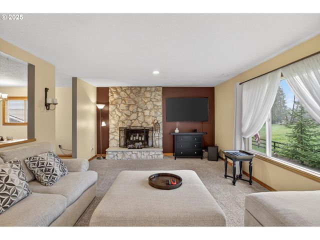 30142 S MEADOWBROOK Ln, Molalla, OR 97038