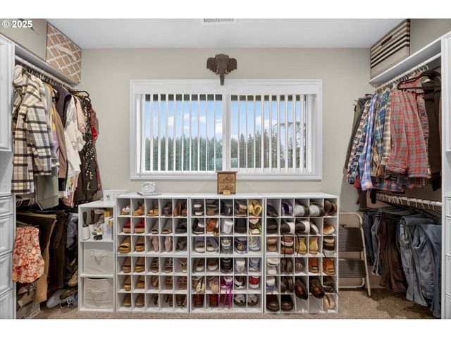 30142 S MEADOWBROOK Ln, Molalla, OR 97038