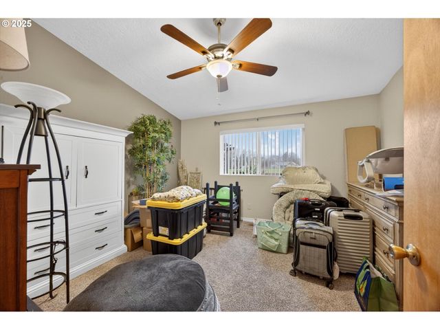 30142 S MEADOWBROOK Ln, Molalla, OR 97038